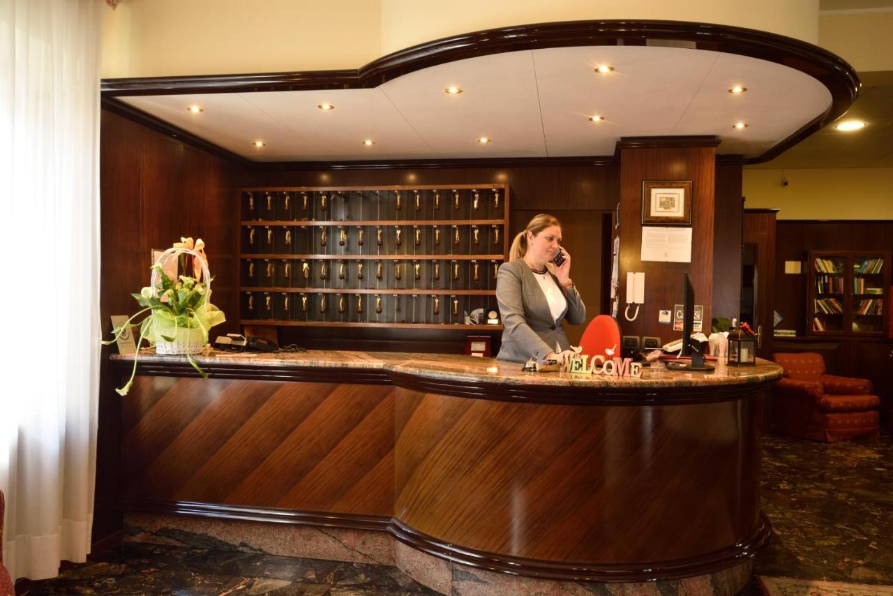 Hotel Bergamo Mare Mhotelsgroup Сан-Бартоломео-аль-Маре Экстерьер фото