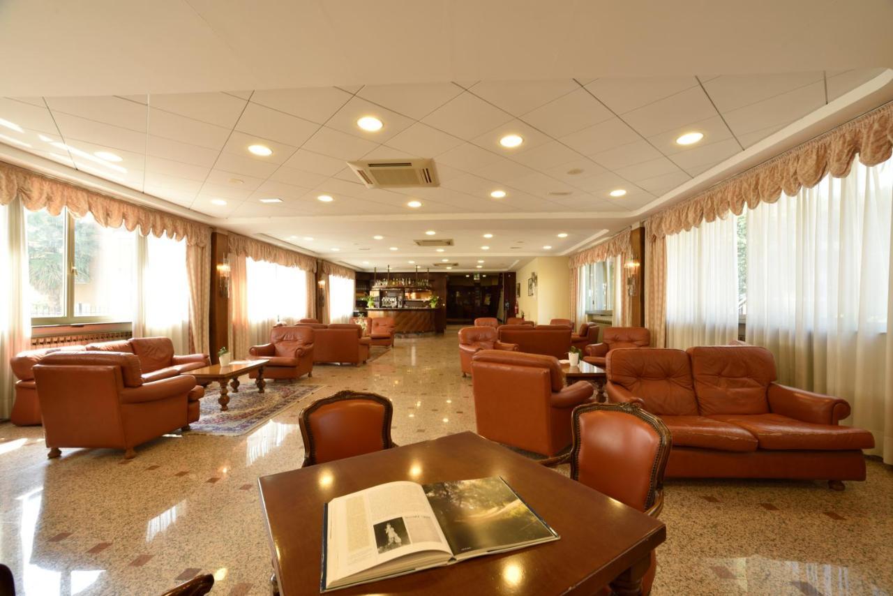 Hotel Bergamo Mare Mhotelsgroup Сан-Бартоломео-аль-Маре Экстерьер фото